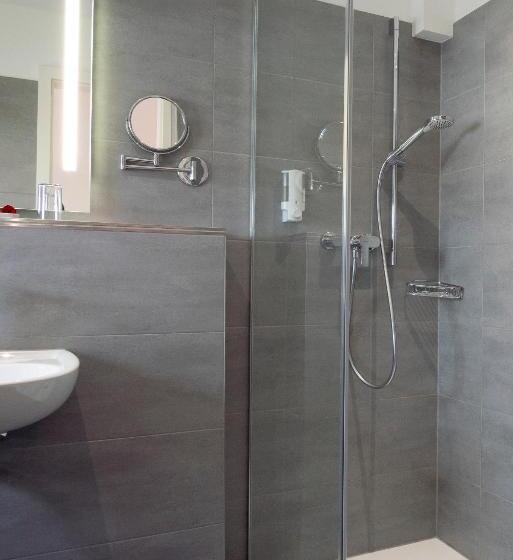 חדר קומפורט יחיד, Elysee