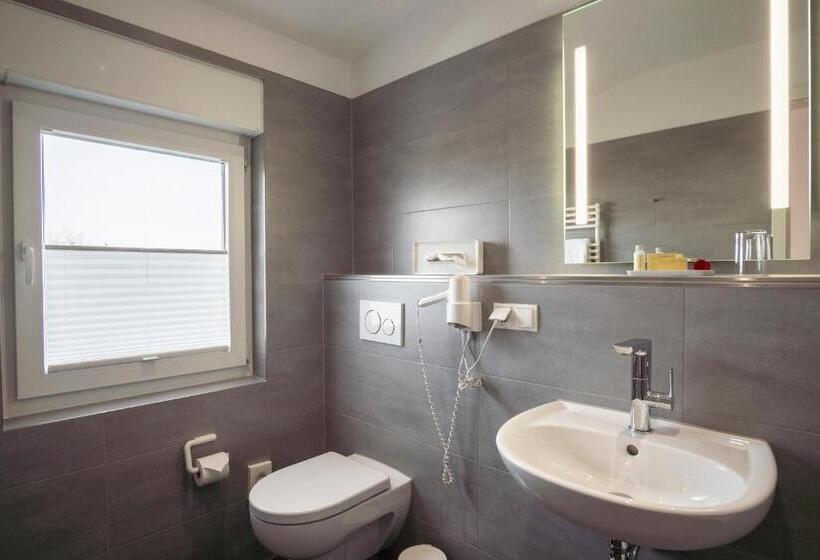 חדר קומפורט יחיד, Elysee