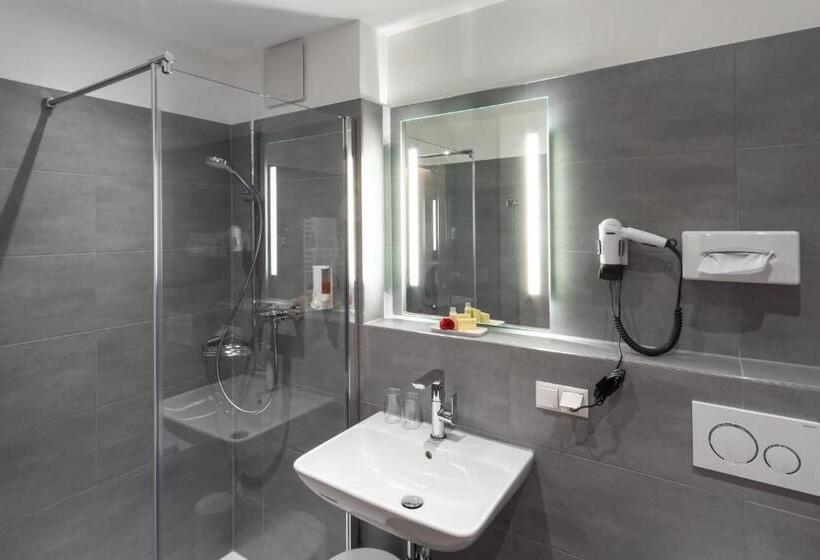 חדר סופריור, Elysee