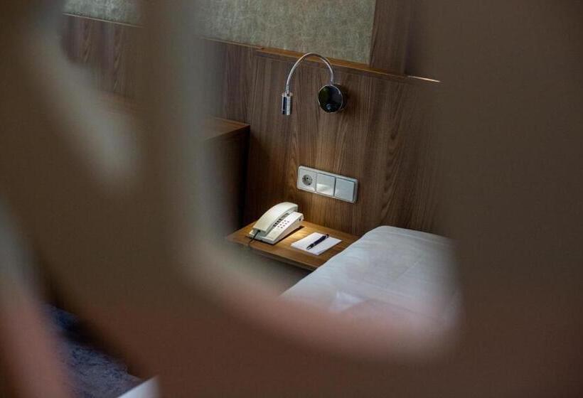 豪华房间, Kronen