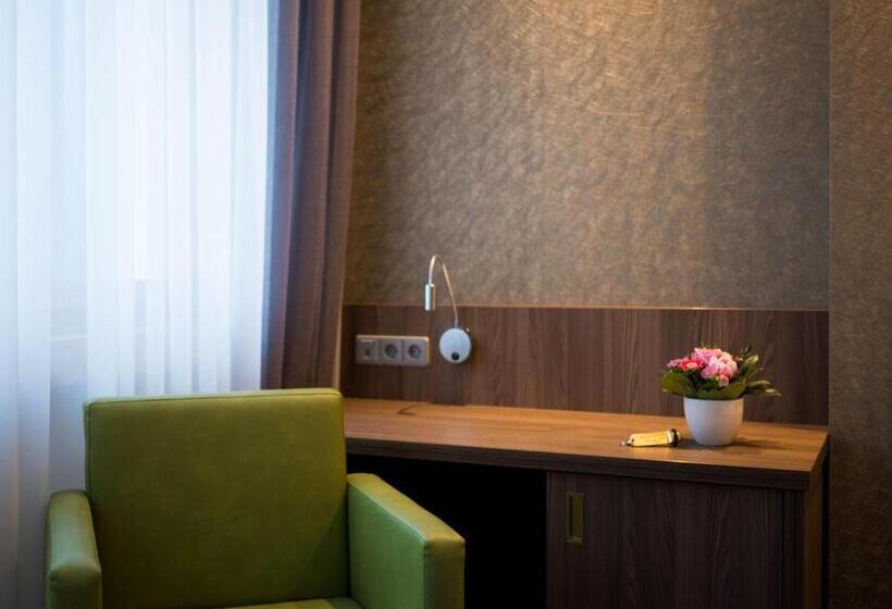 豪华房间, Kronen