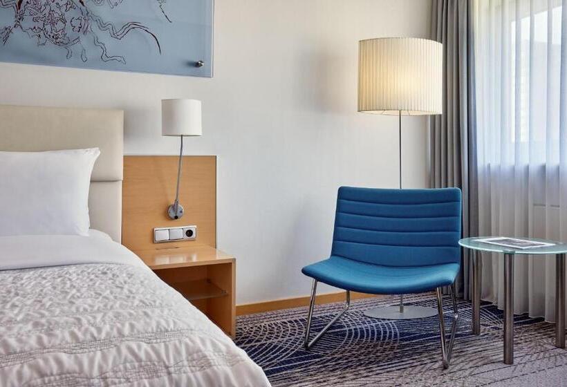 스탠다드 룸 킹사이즈 침대, Le Méridien Frankfurt