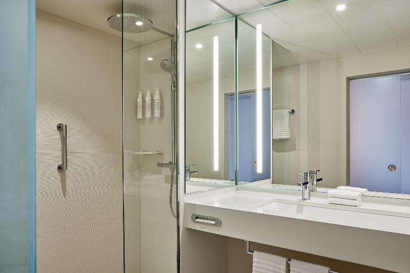 스탠다드 룸 킹사이즈 침대, Le Méridien Frankfurt