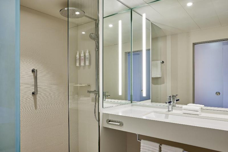 스탠다드 룸 킹사이즈 침대, Le Méridien Frankfurt