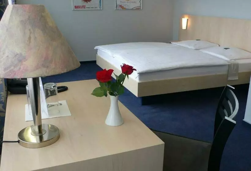 اتاق استاندارد, Meran Hallenbad & Sauna