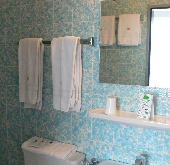 标准间, Meran Hallenbad & Sauna