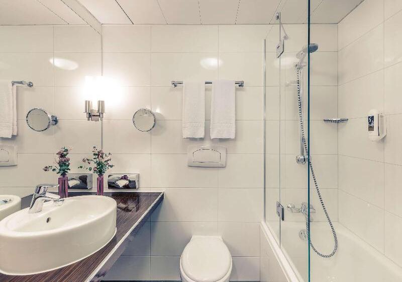 キングサイズベッドのスタンダードルーム, Mercure Hotel Wiesbaden City
