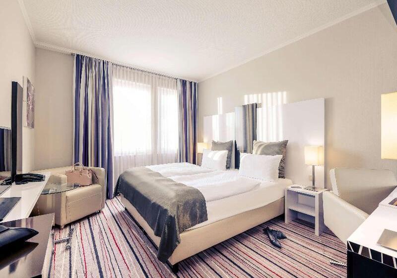 带大床的标准间, Mercure Hotel Wiesbaden City