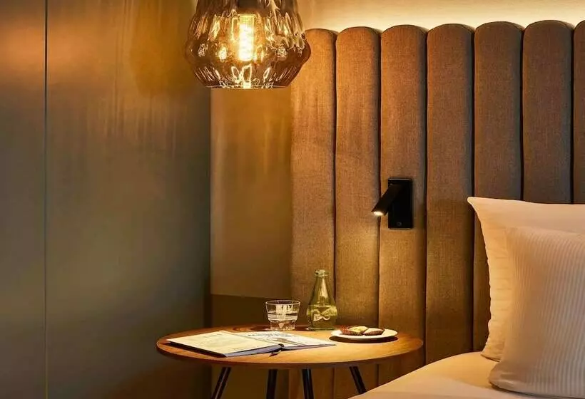 Habitació Superior, Pullman Stuttgart Fontana