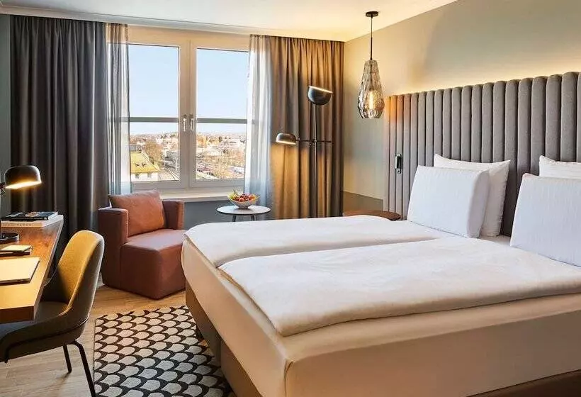 Habitació Superior, Pullman Stuttgart Fontana