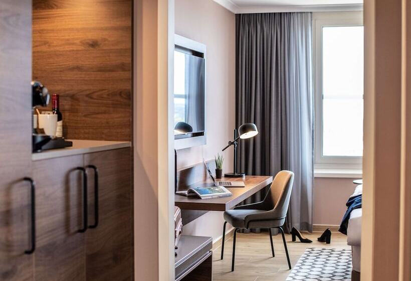 Pokój Deluxe, Pullman Stuttgart Fontana