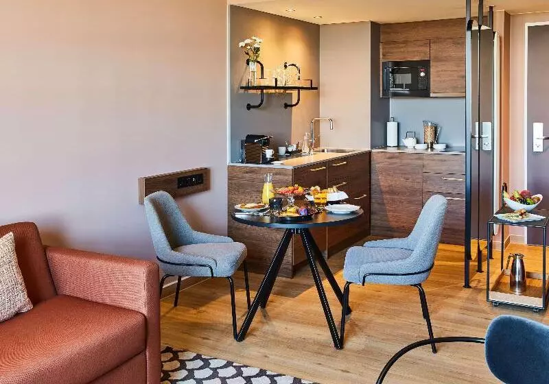 Suite Deluxe, Pullman Stuttgart Fontana