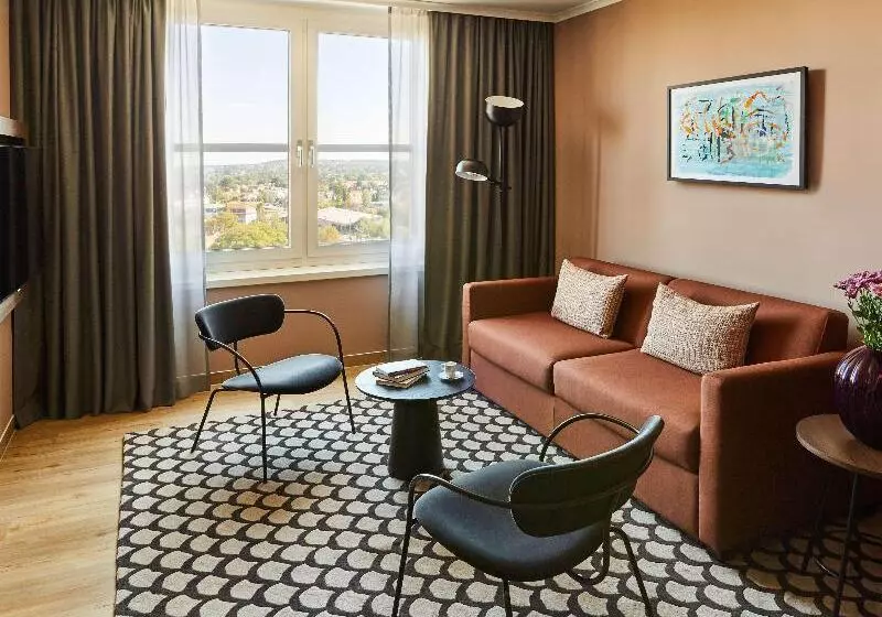 Suite Deluxe, Pullman Stuttgart Fontana