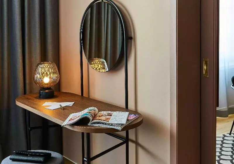 Suite Deluxe, Pullman Stuttgart Fontana