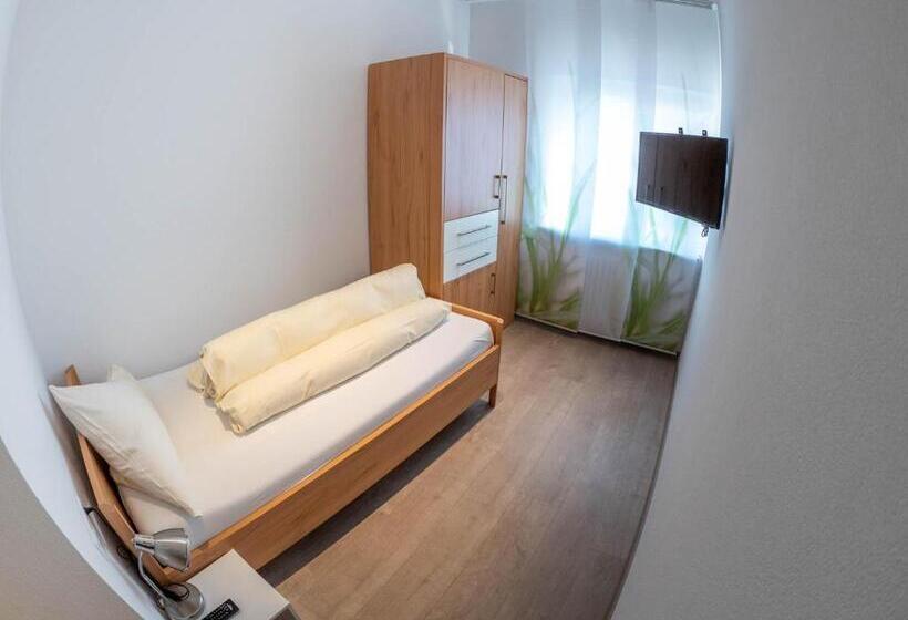 غرفة كومفورت فردية, Restaurant   Metzgerei Sonne