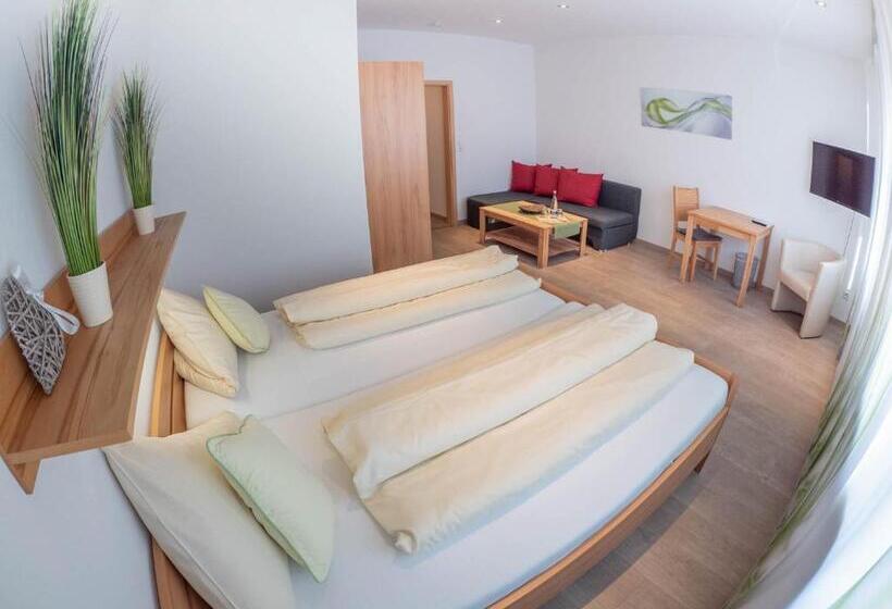 غرفة كومفورت, Restaurant   Metzgerei Sonne