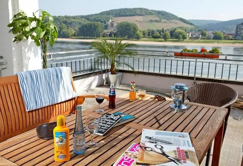 リバービュースタンダードルーム, Rheinhotel Vier Jahreszeiten Bad Breisig