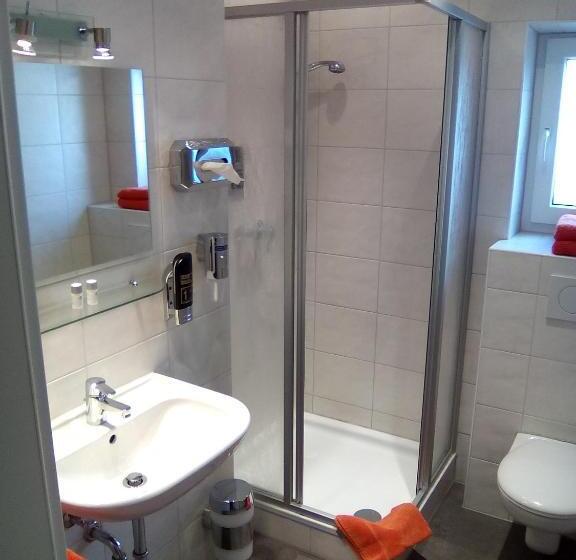 标准间, Trutzpfaff