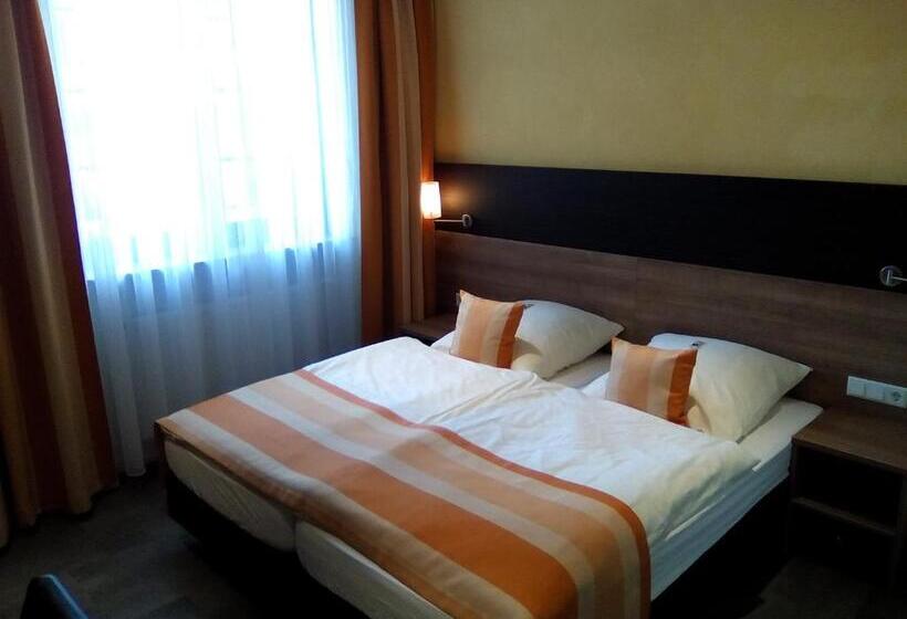 标准间, Trutzpfaff