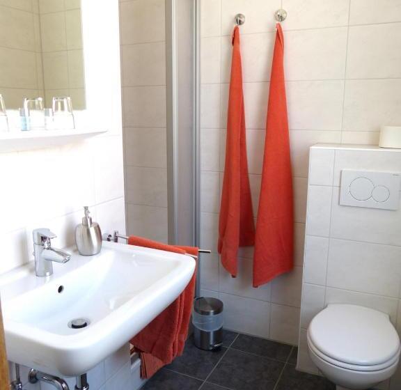 标准间, Trutzpfaff