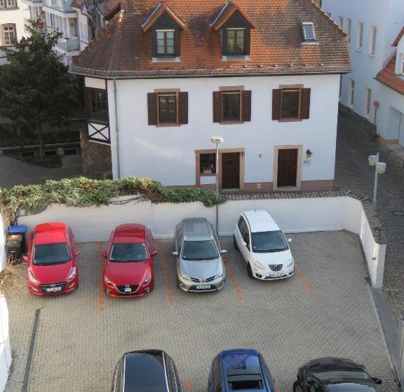 标准间, Trutzpfaff