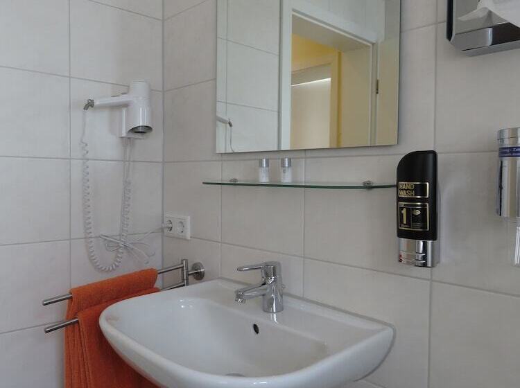 标准间, Trutzpfaff