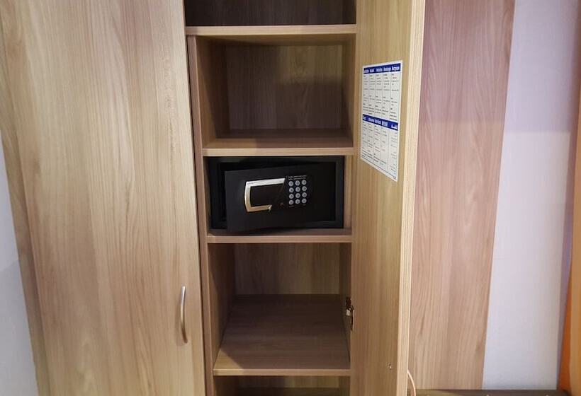 标准间, Trutzpfaff