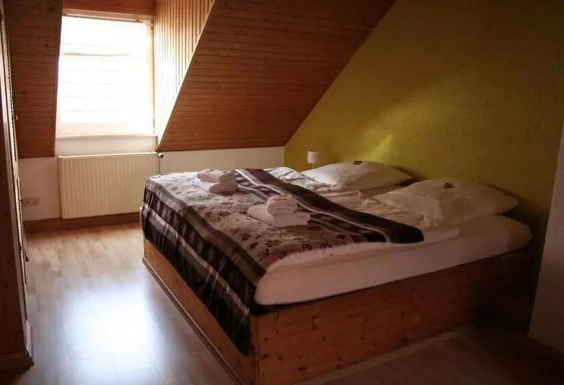 スタンダードトリプルルーム, Landgasthof Hotel Rebe Alzey