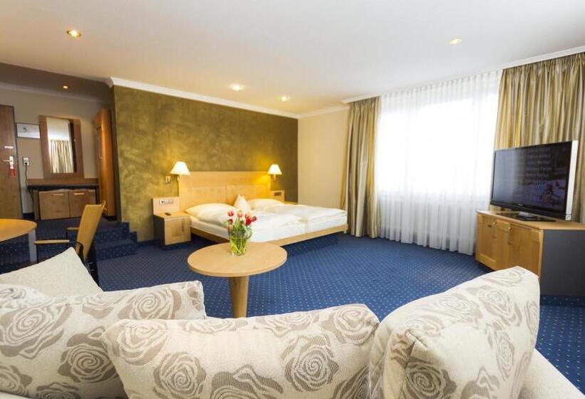 주니어 스위트, Rebgarten Hotel Adler