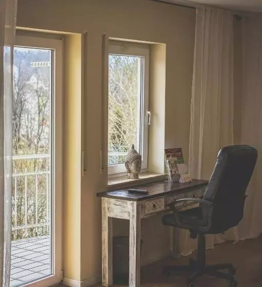 バルコニー付き１ベッドルームアパートメント, Rebgarten Hotel Adler