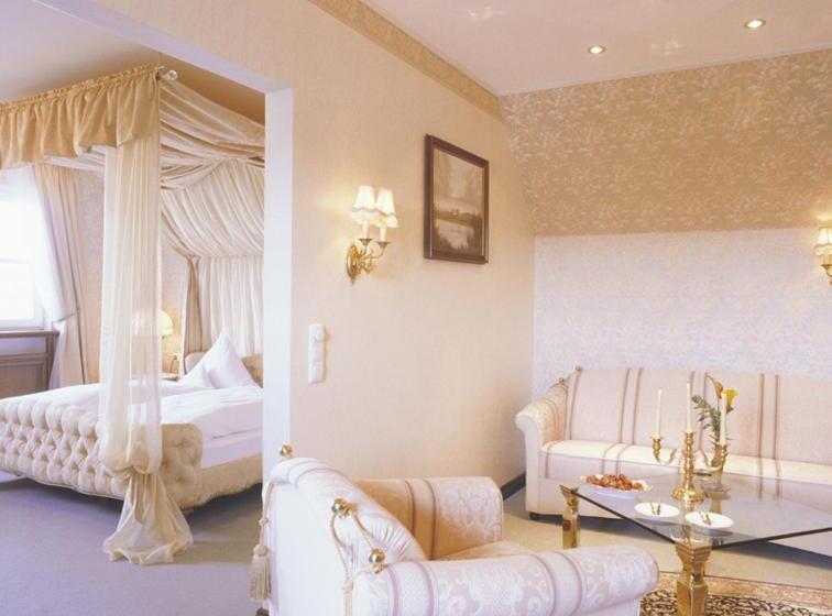 جناح, Schloßhotel Kurfürstliches Amtshaus Dauner Burg