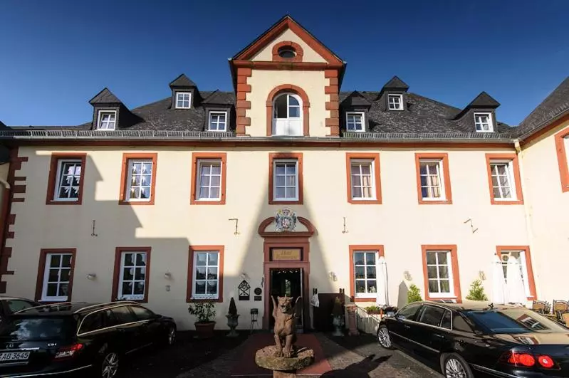 スーペリアールーム, Schloßhotel Kurfürstliches Amtshaus Dauner Burg