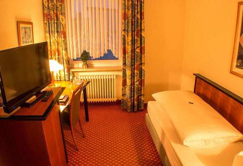 标准单人间, Garni Hotel Schmaus