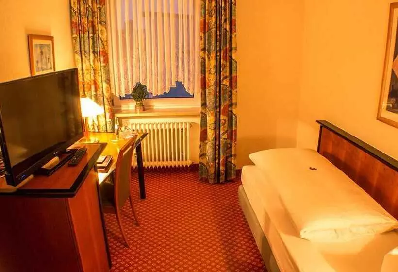 اتاق استاندارد یک نفره, Garni Hotel Schmaus