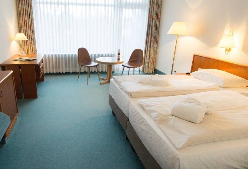 标准间, Alexandersbad