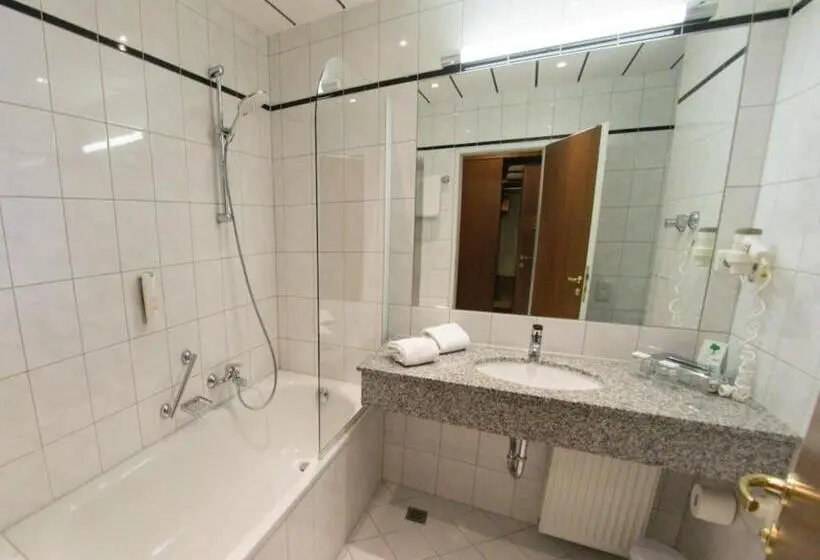 Suite, Alexandersbad