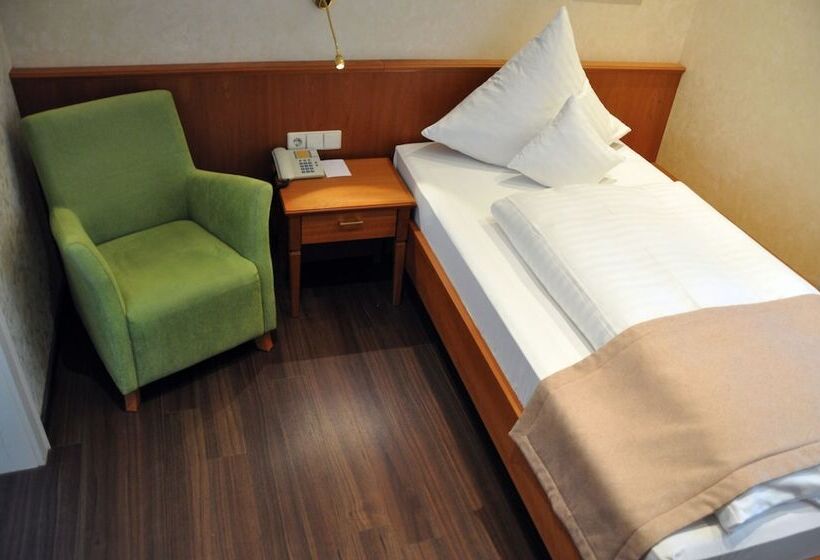 스탠다드 싱글 룸, Anna