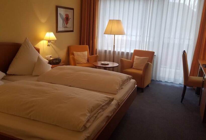 스탠다드 발코니 룸, Anna