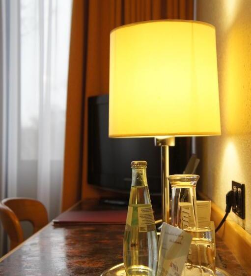 스탠다드 트리플 룸, Arvena Messe