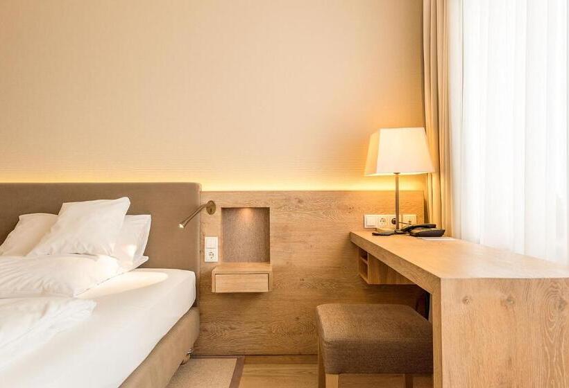 חדר קומפורט יחיד, Bauer Hotel Und Restaurant