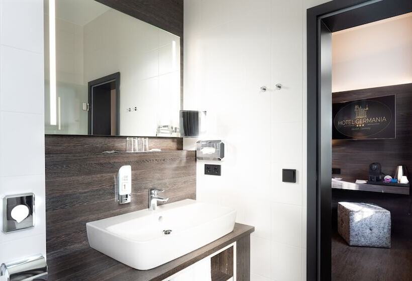 اتاق سوپریور سه تخته, Boutique Hotel Germania