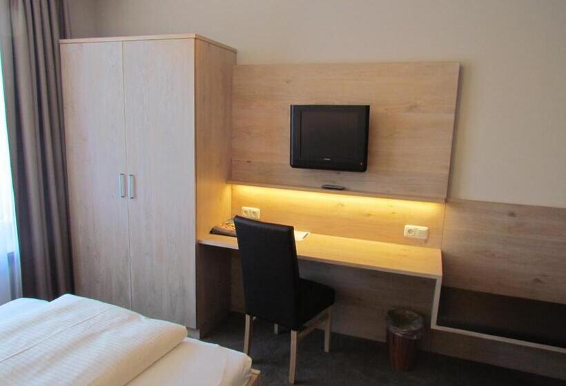 Номер Стандарт Индивидуальный, Lutter