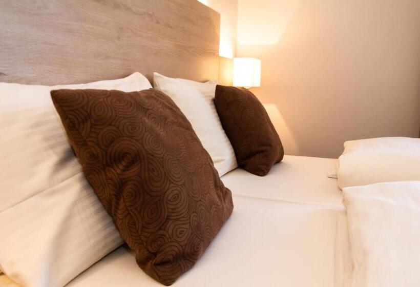 Номер Стандарт, Lutter