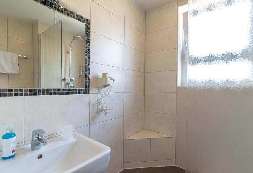 Номер Стандарт, Lutter