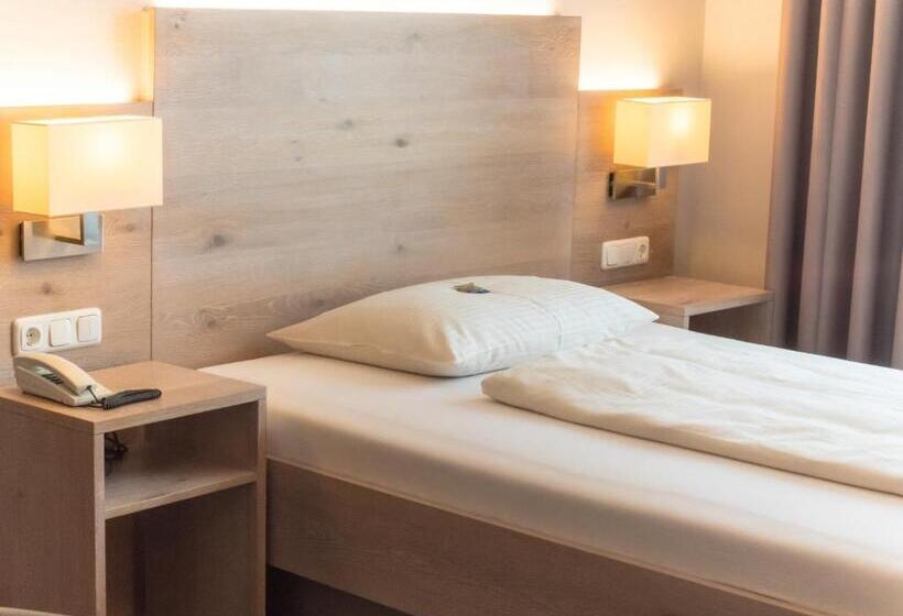 Номер Стандарт Индивидуальный, Lutter