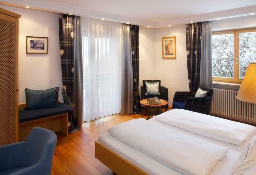 Номер Стандарт с Балконом, Menning S