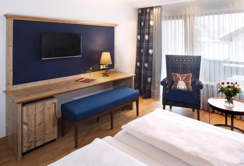 Comfort room with balcony, Menning S