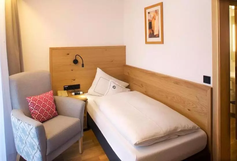 Habitació Estàndard Individual amb Balcó, Menning S