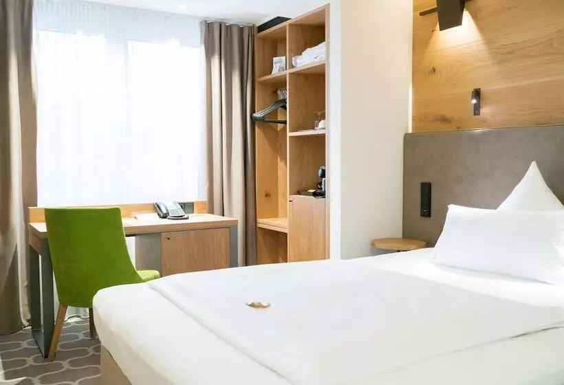 Quarto Superior Individual, Olymp Munich