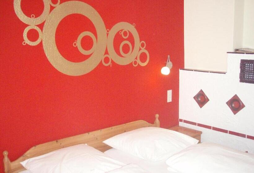 Quarto Estandar Individual, Plankl